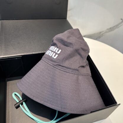 Miu Miu casual bucket hat - Image 10