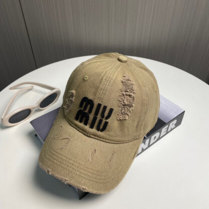 Miu Miu casual new baseball cap - Image 10