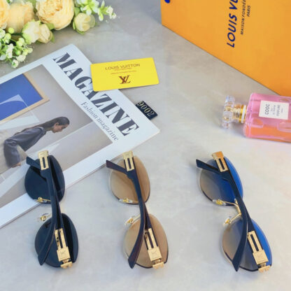 LOUIS VUITTON Fashion Sunglasses - Image 10