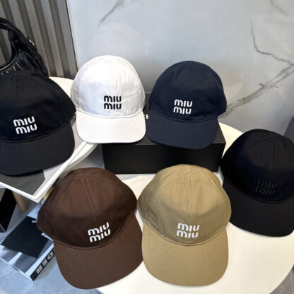 Miu Miu embroidered baseball cap - Image 10