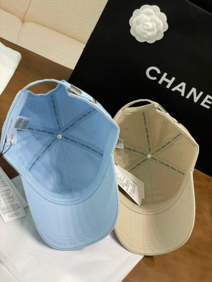 Calvin Kleinf baseball cap - Image 9