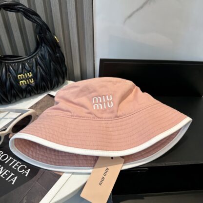 Miu Miu simple embroidered bucket hat - Image 10