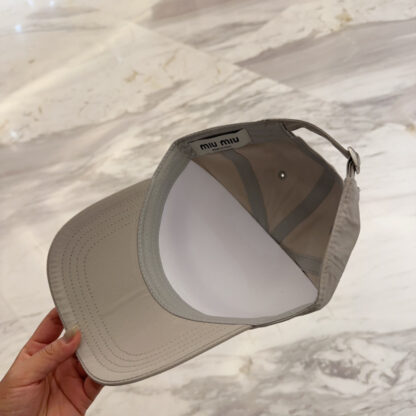 Miu Miu simple embroidered baseball cap - Image 10