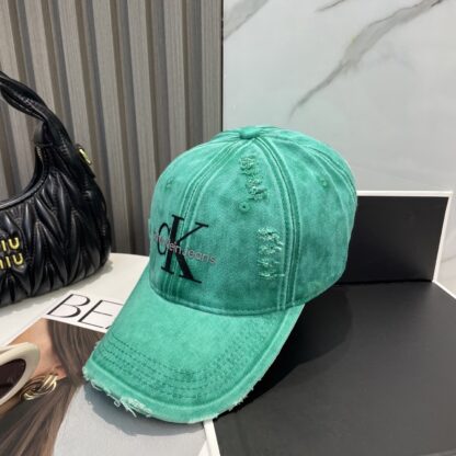 Calvin Kleinf Spring New Baseball Cap - Image 9