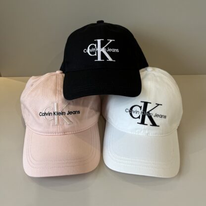 Calvin Kleinf stylish all-match baseball cap - Image 9