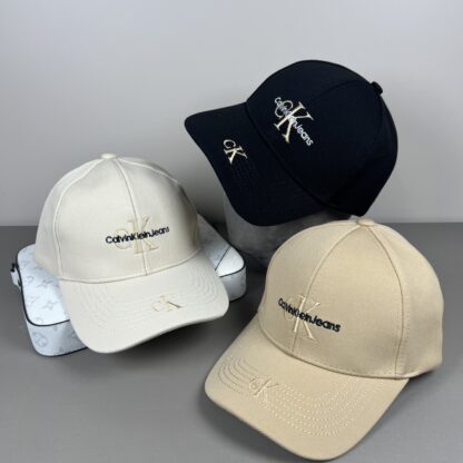 Calvin Kleinf stylish all-match baseball cap - Image 9