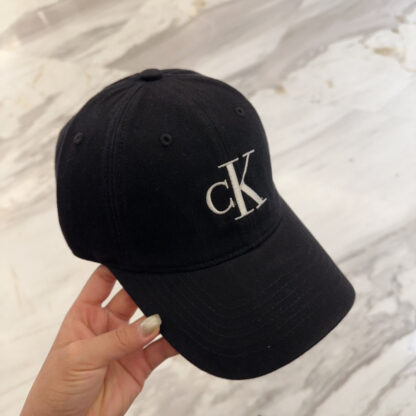 Calvin Kleinf washed denim series, casual and versatile baseball cap - Image 9