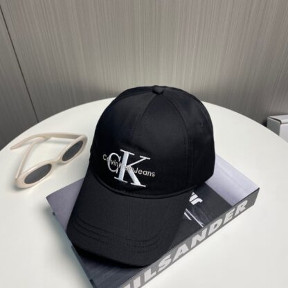 Calvin Kleinf lettering embroidered baseball cap - Image 9