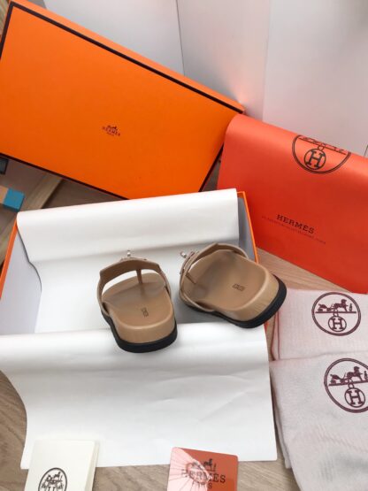 Hermès new spring and summer comfortable apricot slippers - Image 9