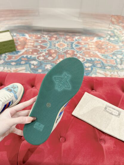 Gucci distressed dirty casual shoes catwalk style - Image 10