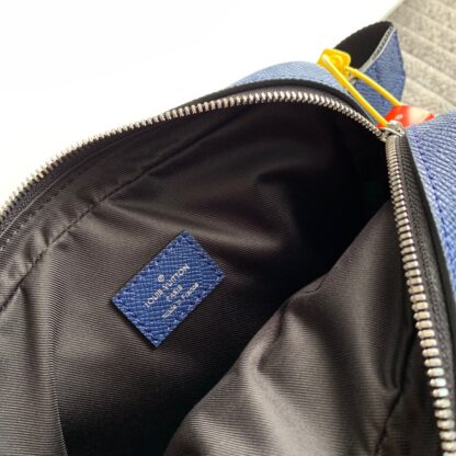 Louis Vuitton m30245 blue bag - Image 9