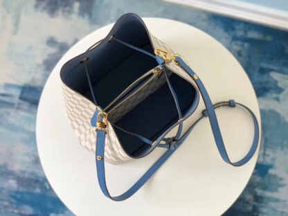 Louis Vuitton NéoNoé Handbag - Image 9
