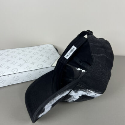 Balenciaga new embroidered logo baseball cap - Image 9
