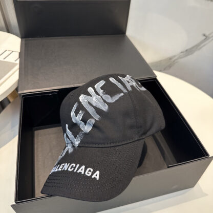 Balenciaga couple simple fashion baseball cap - Image 9