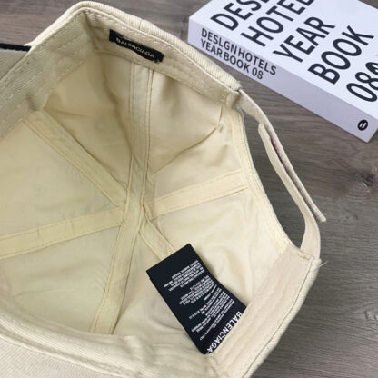 Balenciaga notched double circle letter embroidered baseball cap - Image 9