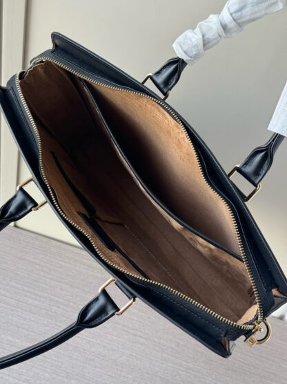 Louis Vuitton combination lock briefcase large quantity - Image 9