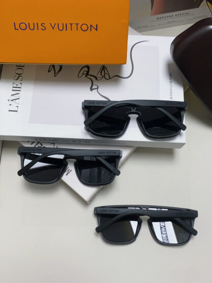 LOUIS VUITTON Fashion Sunglasses - Image 10
