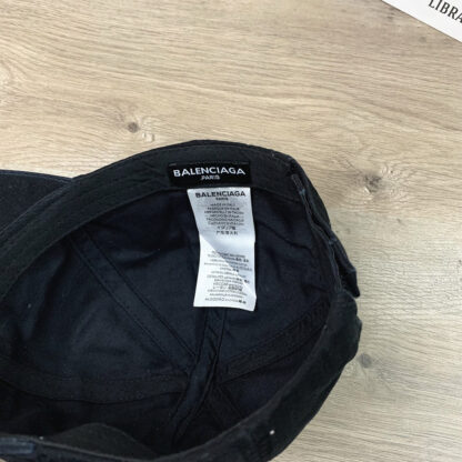 Balenciaga classic soft top casual face-showing couple baseball cap - Image 9
