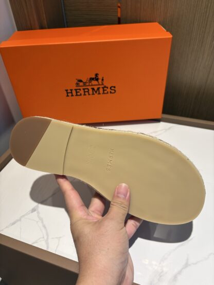 Hermes brown comfortable all-match non-slip breathable casual slippers - Image 9