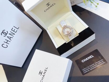 Chanel stylish and elegant watches - Image 10