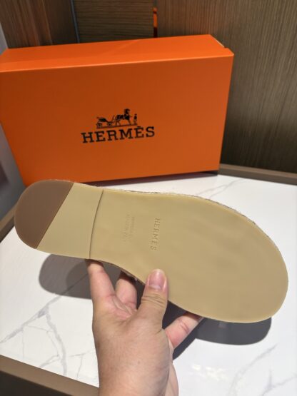 Hermes grey comfortable all-match non-slip breathable casual slippers - Image 9