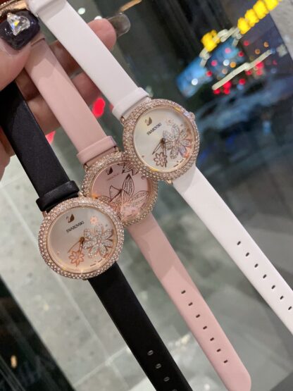 Swarovski watches with romantic design and practical functions - Image 9