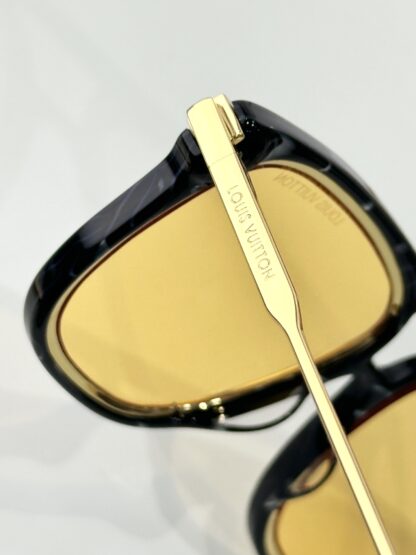LOUIS VUITTON Fashion Sunglasses - Image 10