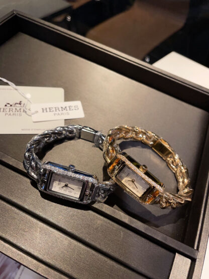 Hermes exquisite square dial diamond quartz watch - Image 9