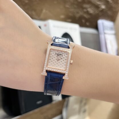 Hermes Starry Dial Exquisite Watch - Image 9