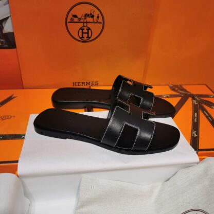 Hermès black handmade slippers - Image 9