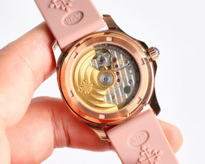 Patek Philippe AQUANAUT series mechanical women's grenade watch - Image 9