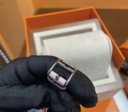 Hermes Sakura Pink Mother-of-Pearl Diamond Watch - Image 5