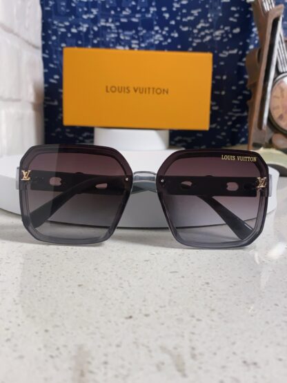 LOUIS VUITTON Fashion Sunglasses - Image 10