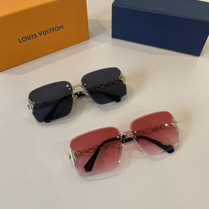 LOUIS VUITTON Fashion Sunglasses - Image 10
