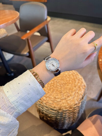 Bulgari luxury soft wrist watch - Image 8