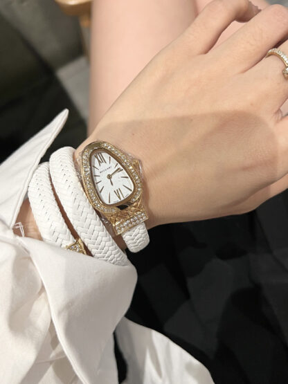 Bulgari stylish snake watch - Image 9
