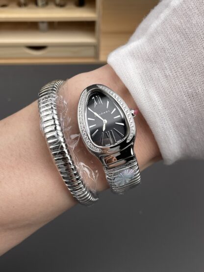 Bulgari snake-shaped women's watch - Image 8