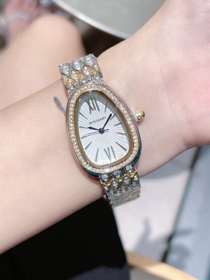 Bulgari's extraordinary fashion charm avant-garde snake watch - Image 8