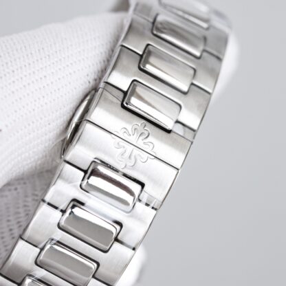 Patek Philippe Nautilus Sport Elegance Women's Watch - Image 9