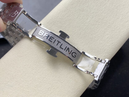 Breitling Navitimer B01 - Image 7