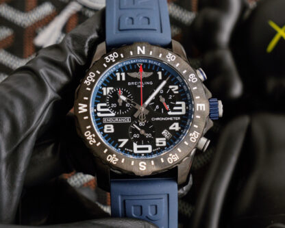 Breitling's ideal luxury sports watch - Image 9