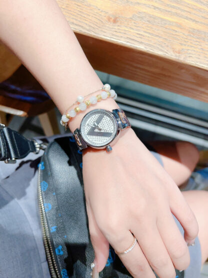 Louis Vuitton's versatile fashion watches - Image 9