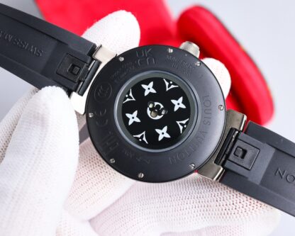 Louis Vuitton Men's Mechanical Watch - Image 9