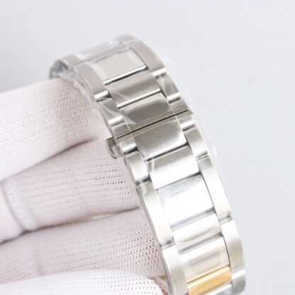 Cartier elegant, chic and modern watch - Image 8