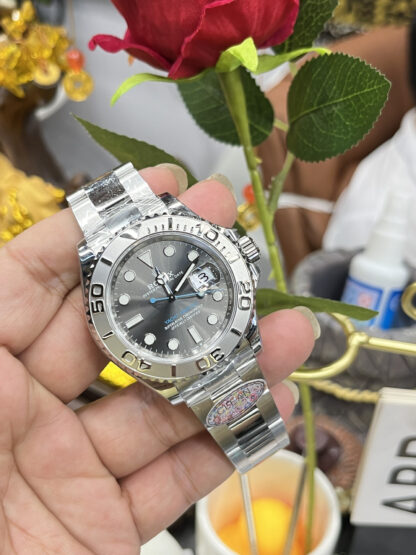 Rolex Grey Yacht - Image 9