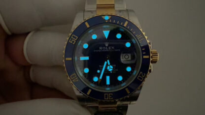 The size of the Rolex Intergold and Blue Submariner is 40mm - Image 9
