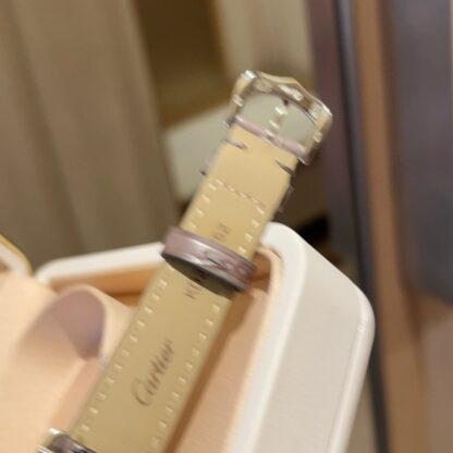 Cartier Classic Tank Series Daily Simple Watch - Image 8