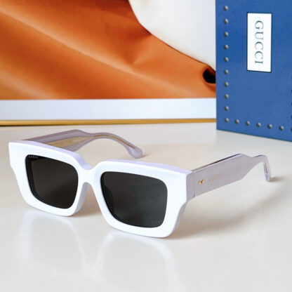 Gucci fashion sunglasses - Image 9