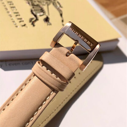 Burberry Quartz Women's Watch - Image 9