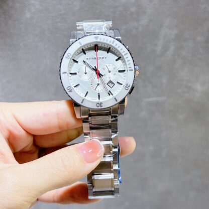 Burberry stylish and versatile watches for men - Image 9
